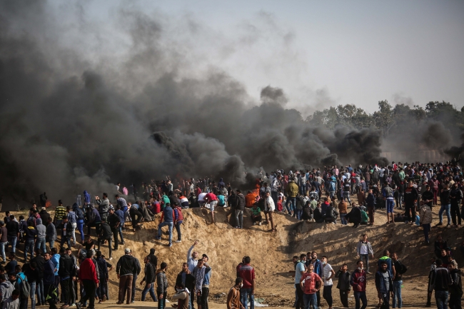 Gazze'deki gösterilerde yaralanan Filistinli şehit oldu